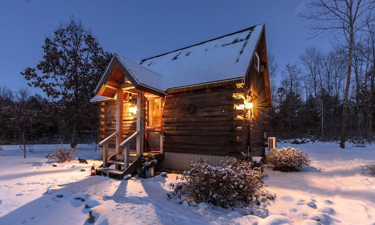 Leicester Cabin | Cozy Log Cabin with an Indoor Fireplace Located on 70 Forested Acres in Leicester, Vermont