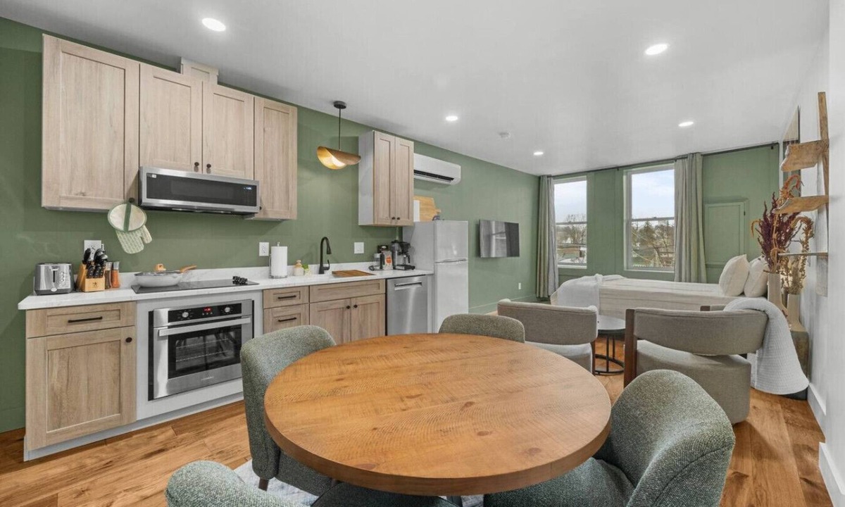 Penn Yan Apartment | Cozy Main St Studio - Penn Yan