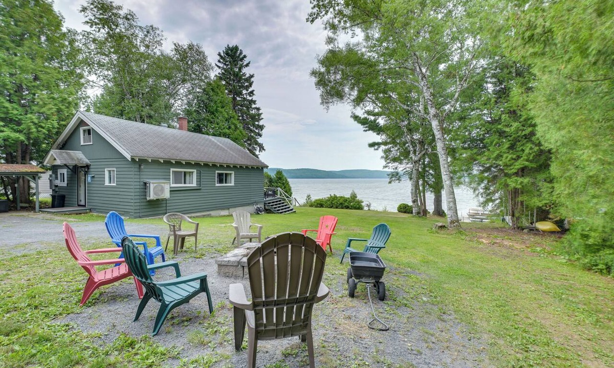 Saint David Cottage | Cozy Maine Lakefront Cabin Rental