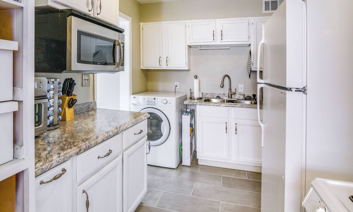 South Memphis Cottage | Cozy Memphis Vacation Rental Near Beale Street!