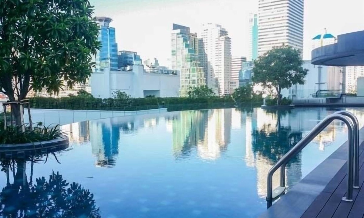 Khlong Toei Nuea Apartment | Cozy Private Home | Steps to BTS & MRT Sukhumvit