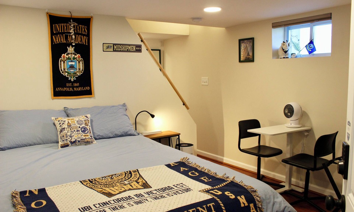 Annapolis House | Cozy Private Suite in Eastport, Near USNA
