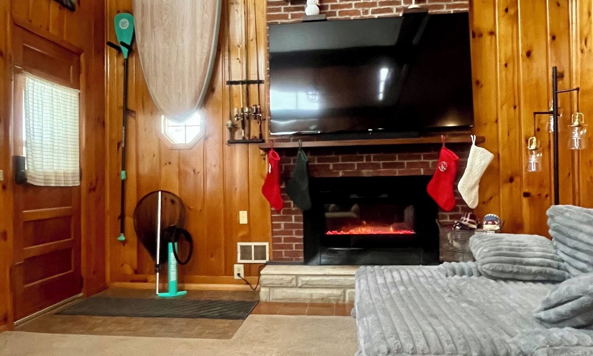 Beaverton Cottage | Cozy river cottage, 2bedroom 2bathroom in charming Beaverton