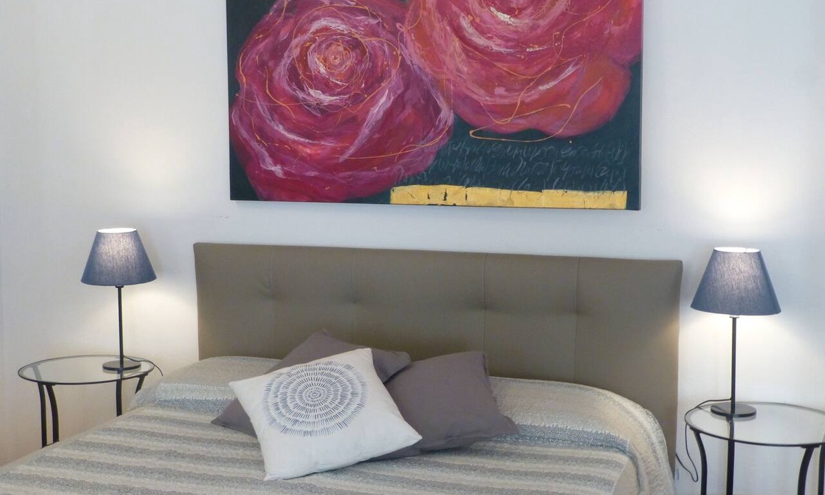 City Center Padova Apartment | Cozy spacious open space in Padua pedestrian area