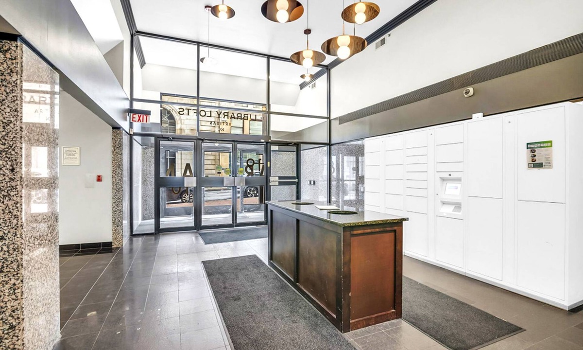 Mission Apartment | Cozy Stay Power Light Area Pool w Free Parking