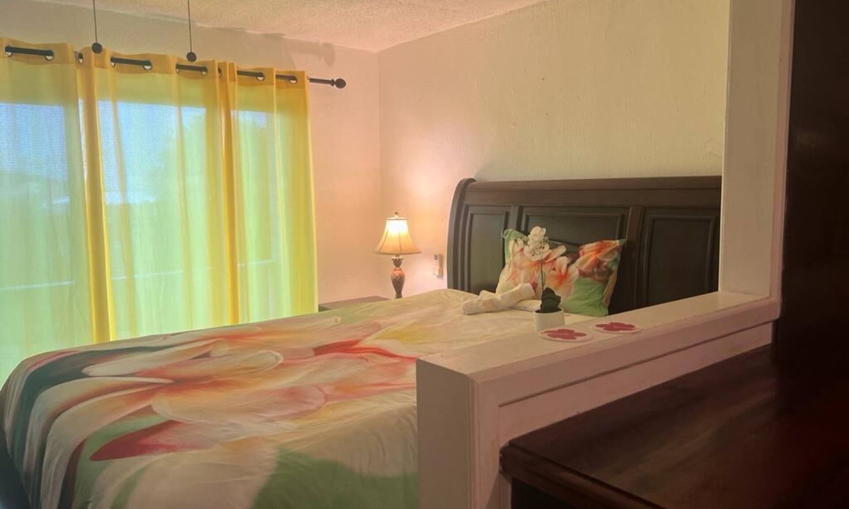 Estate Canaan and Sherpenjewel Condo | Cozy Studio close distance to Magen Bay Beach