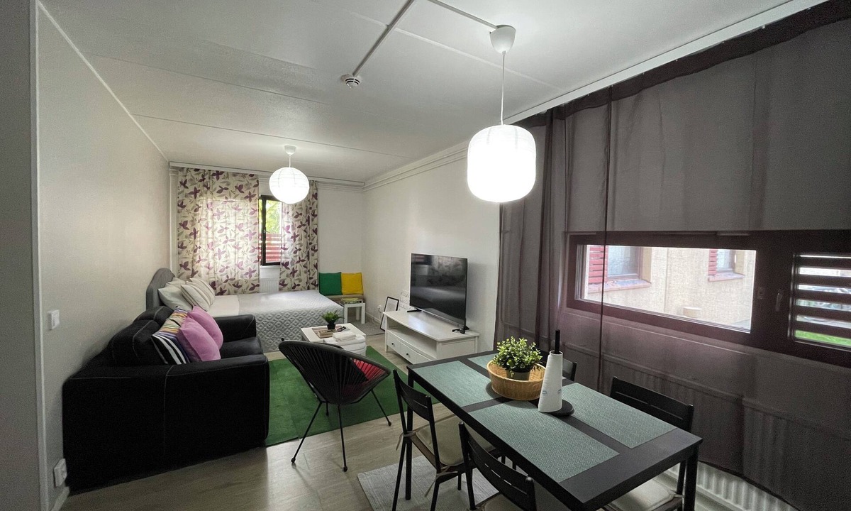 Vantaa City Centre Apartment | Cozy studio in beautiful Vantaa with fitness room