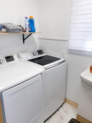 Masson-Angers Apartment | Cozy studio in Masson-Angers, 800 m² with view