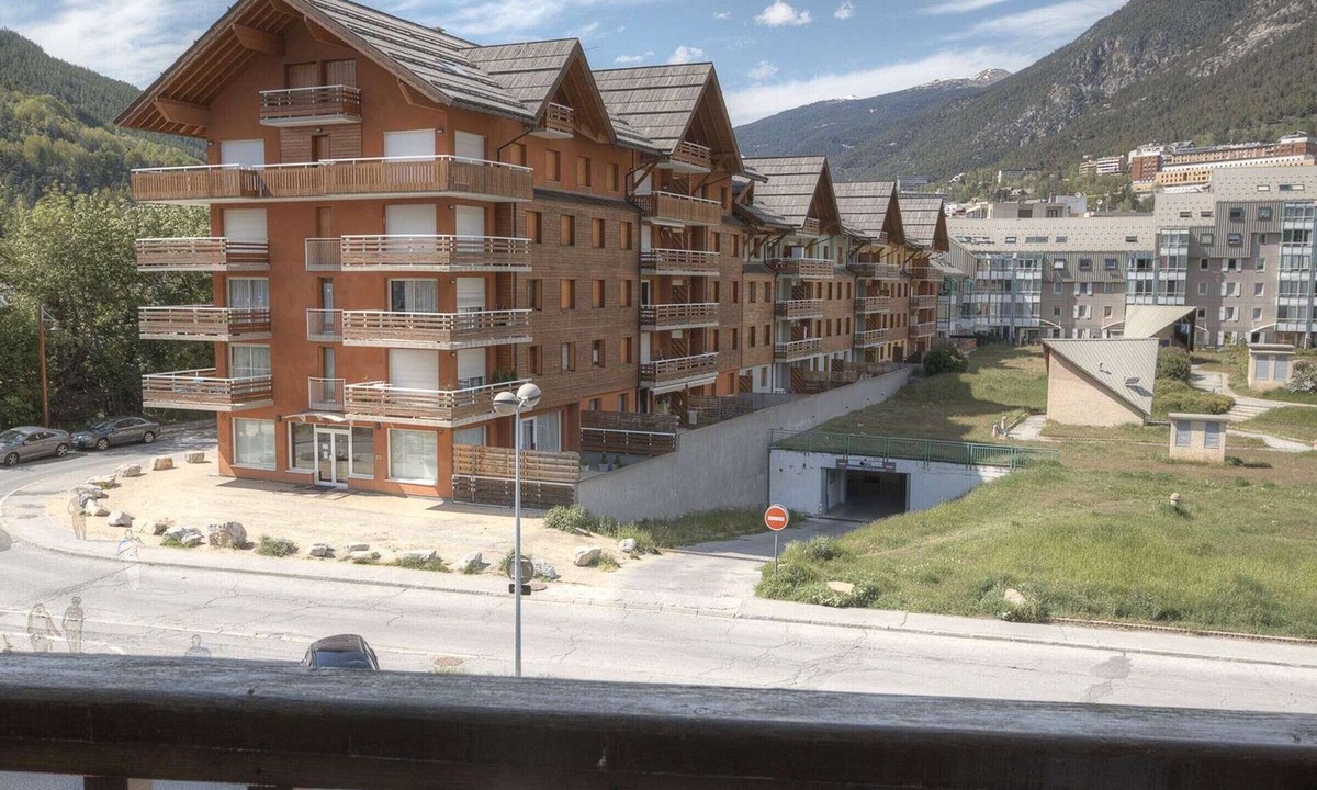 Briancon Apartment | Cozy Studio Near Briançon Center and Ski Lift