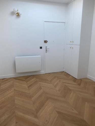 Quartier du Faubourg-Montmartre Apartment | Cozy studio near the Opéra with natural light