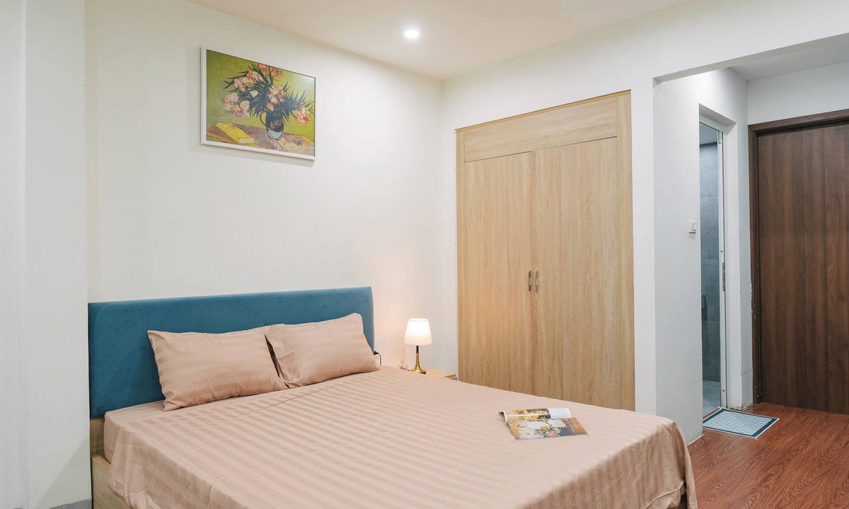 Quang An Apartment | Cozy studio with AC and WiFi in marvelous Ha NoiStandard Studio
