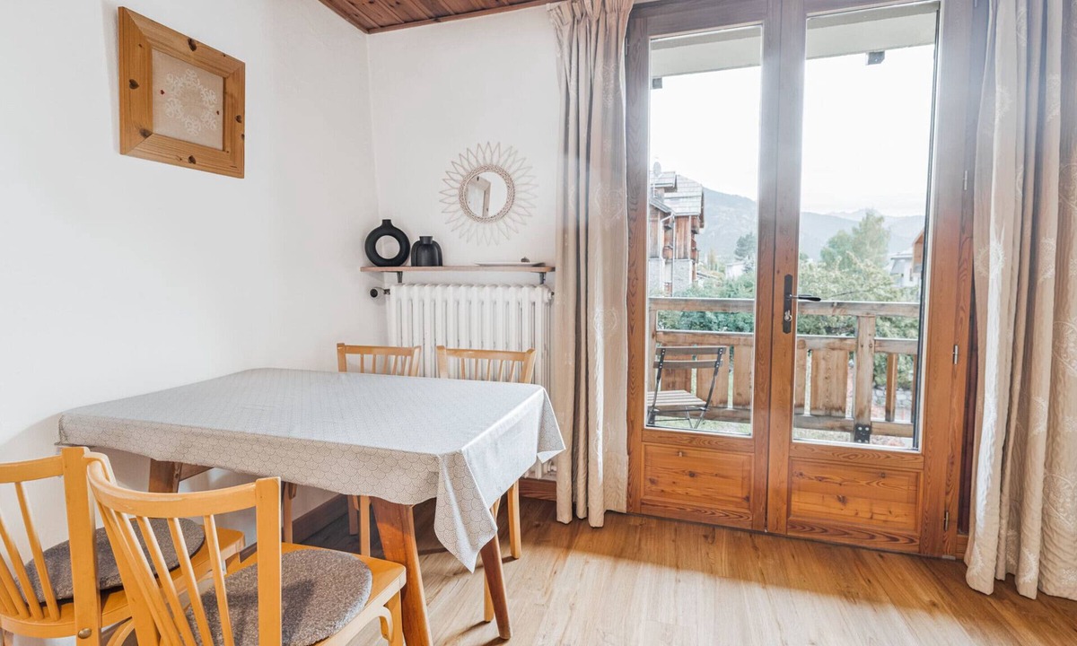 Chantemerle Apartment | Cozy Studio with Wi-Fi, BBQ, Summer Pool, Near Ski Pistes & Free Village Shuttle