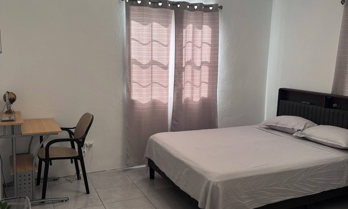 Saint John Parish Apartment | Cozy, Stylish 2 bdApt , 8 Min drive to Beach , Car rental option , Amazing Value