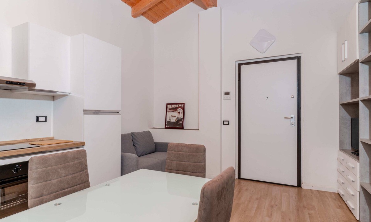 Cinisello Balsamo Apartment | Cozy Two Bedroom Apartment | Ideal Base for Exploring Milan and Brianza
