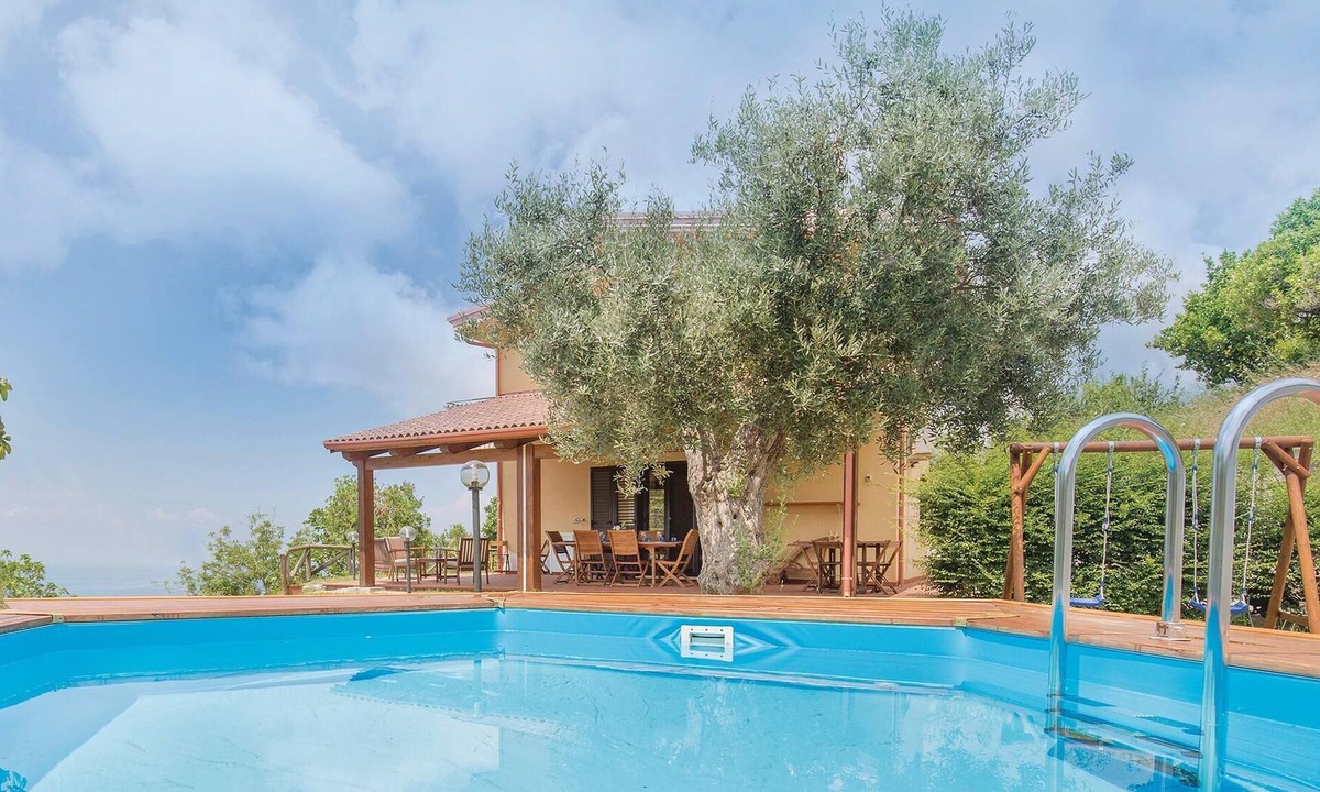 Belvedere Marittimo House | Cozy vacation home with panoramic view of a charming part of the Riviera dei Cedri, between Diamante