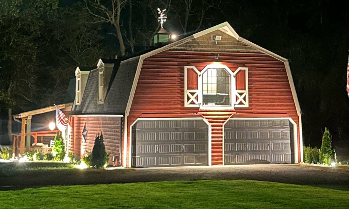 Suffolk House | Cozy Waterfront Barn Loft in Charming Suffolk—full Kitchen, AC, WiFi