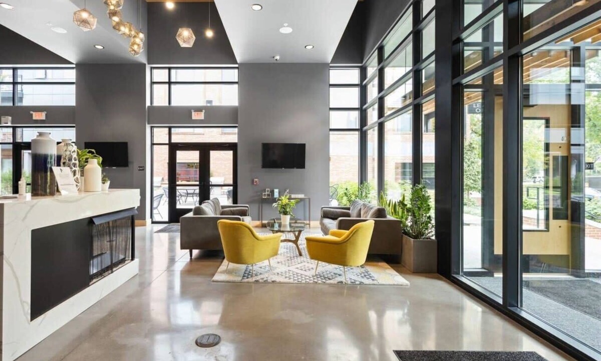 Meridian-Kessler Apartment | CozySuites | Modern Studio steps from Broad Ripple