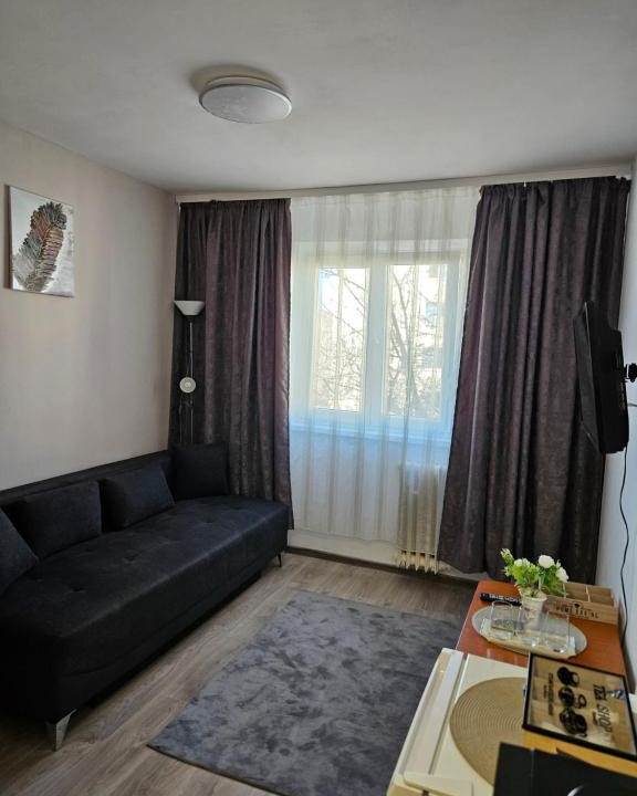 Tractorul Apartment | Cozzy Tractoru Coressi Brasov