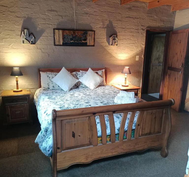 Madeteleli Apartment | Cradle Thatch Accommodation