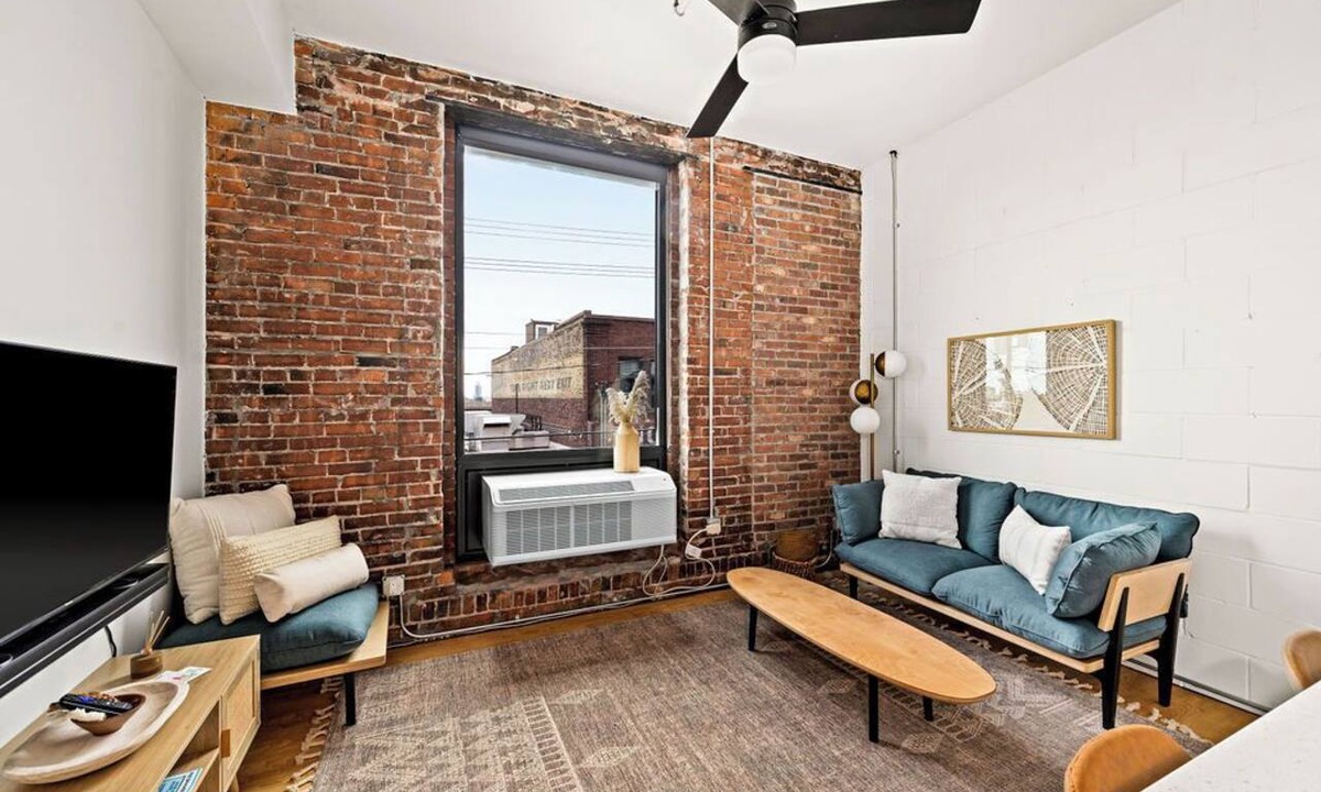 Duluth Apartment | Craft District Apt w/Gym & Coffee Shop 323