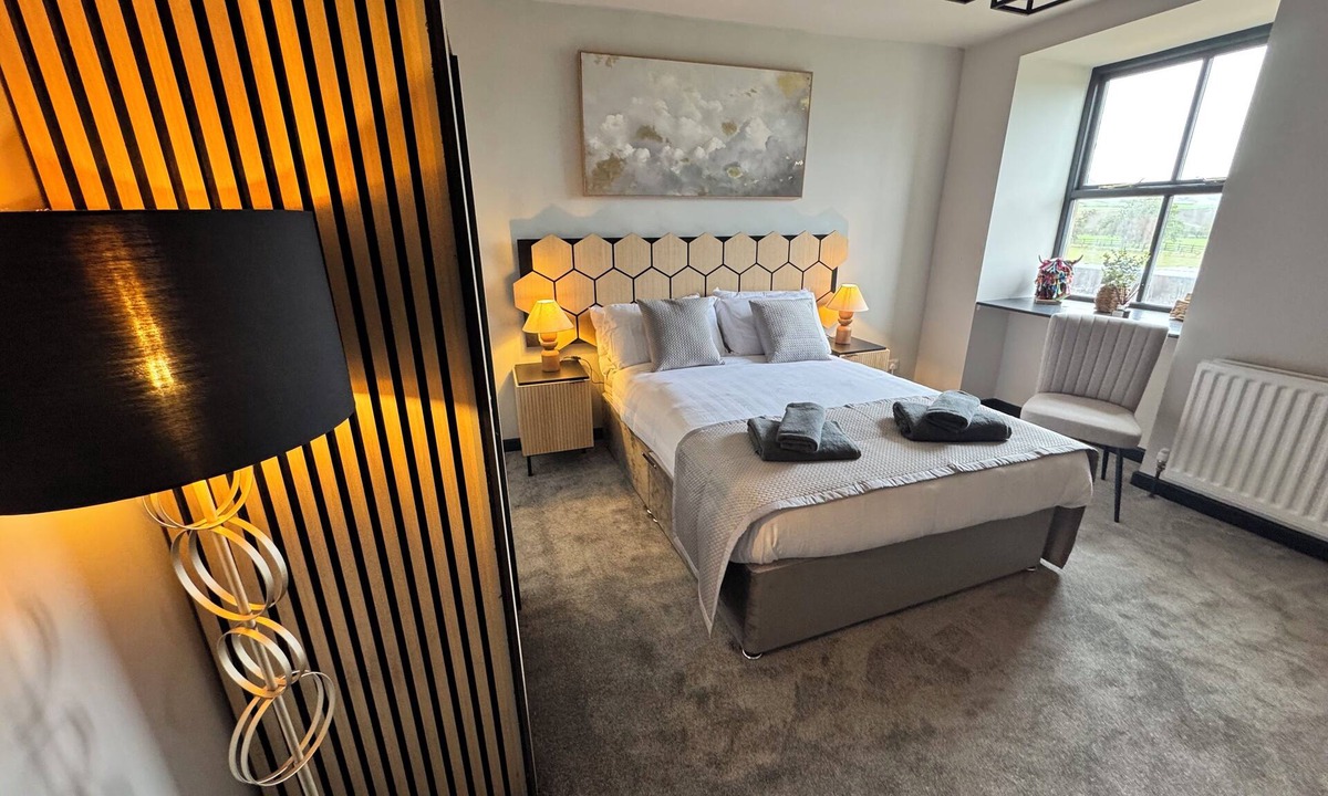 Stirton Hotel | Craven Heifer