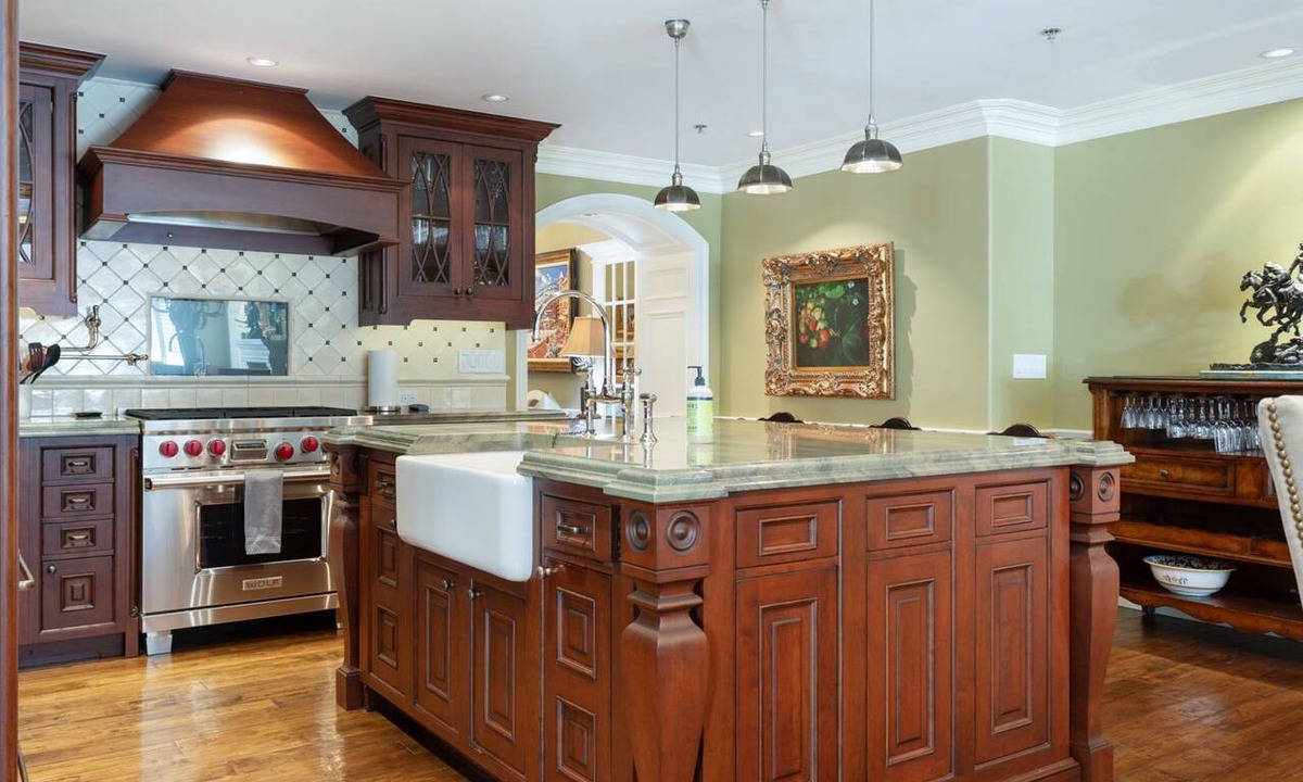 Beaver Creek Condo | CRBC - Heart of BC Village! Remodeled, Ski in/out, Walk to Ski School, Shops