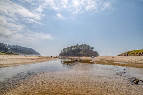 Neskowin House | Creek Haven