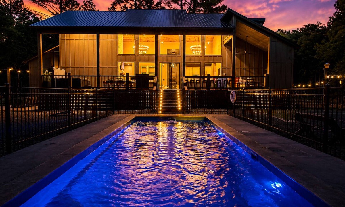 Pickens Cabin | Creek,Pool,Playhouse celebration estate, sleeps 21