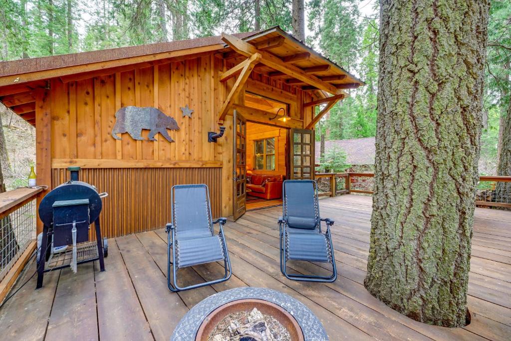 Hartland House | Creekside Cabin ~ 26 miles to Kings Canyon!