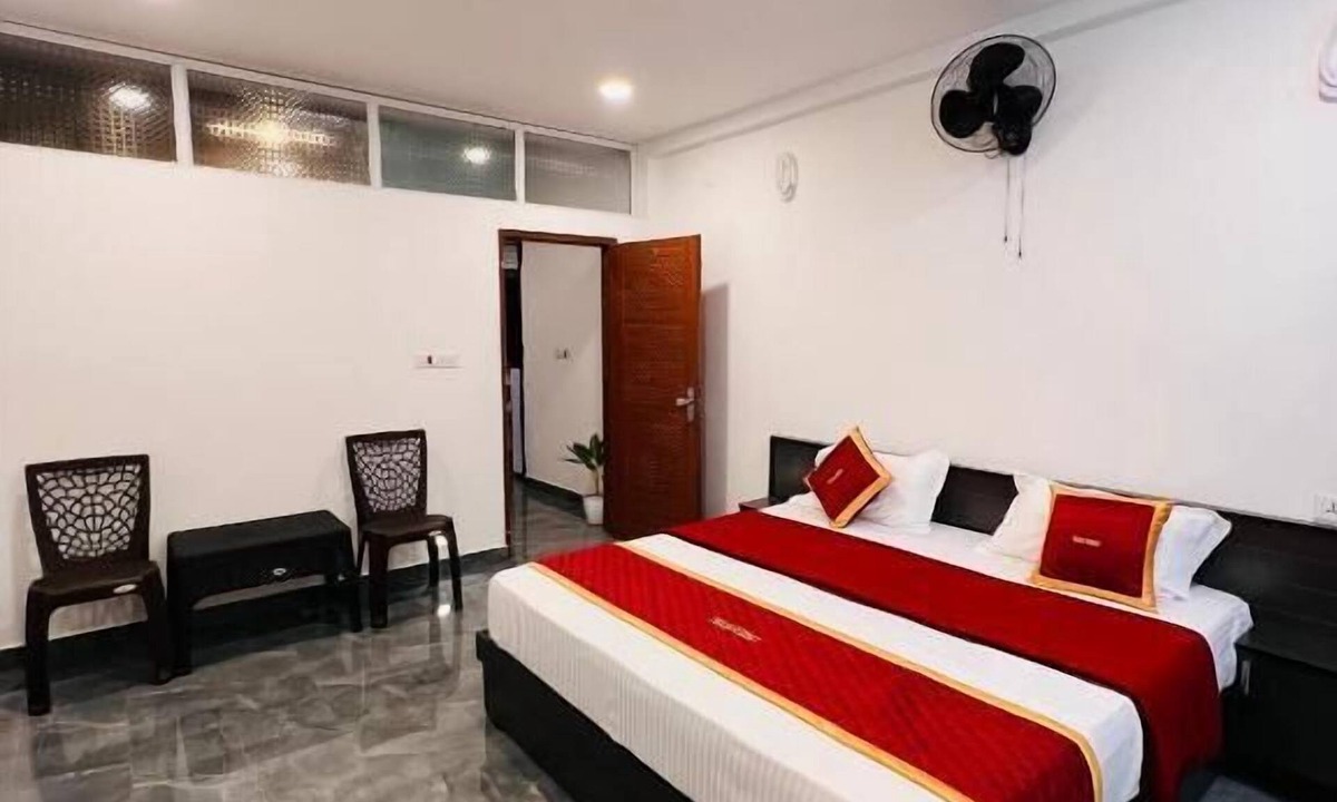 Vayittiri Hotel | Crescent Residency Wayanad