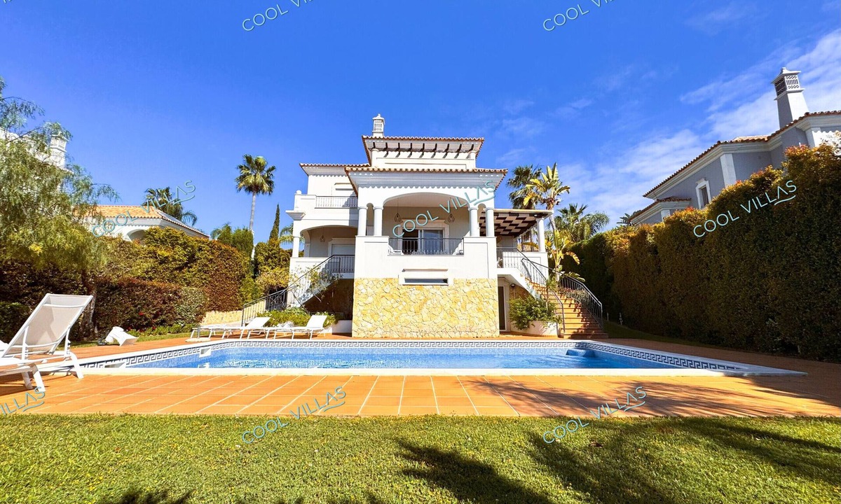 Cerro do Mocho Villa | Crest 5