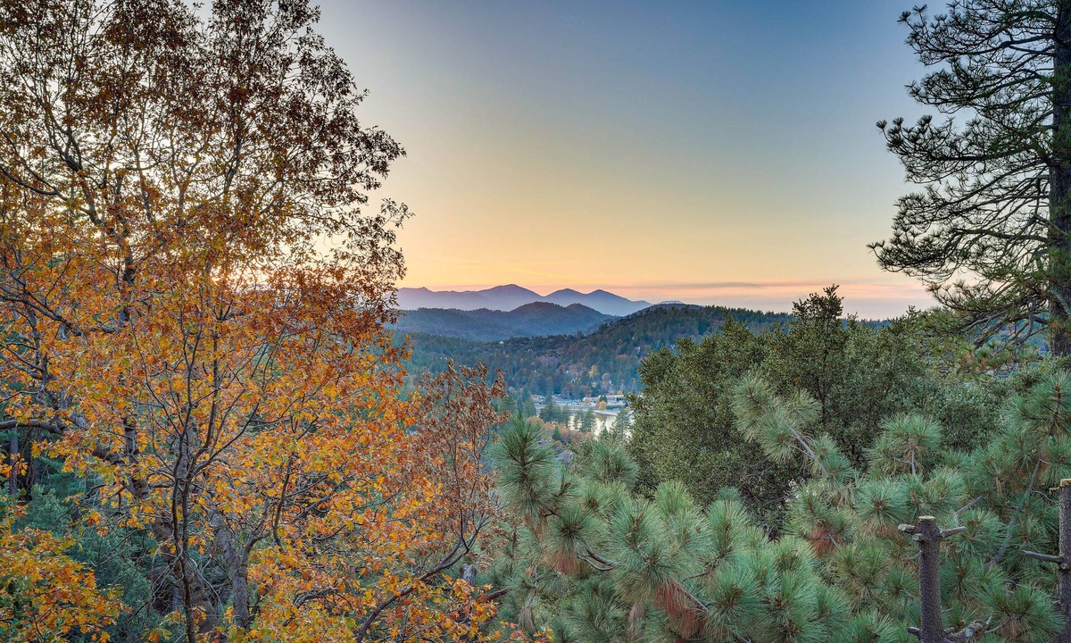 Crestline Cabin | Crestline Cabin: Mountain Views & Fire Pit!