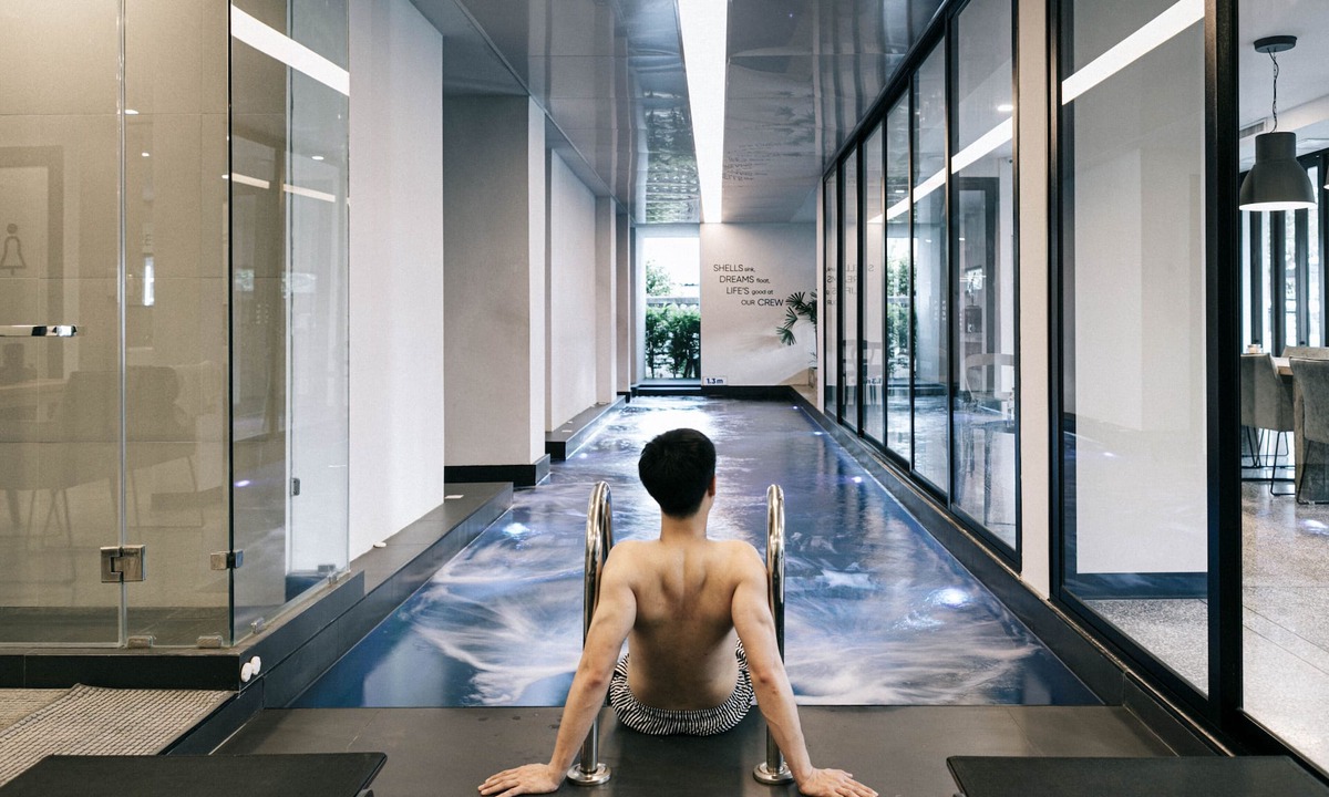 Wua Lai Hotel | CREW Hotel