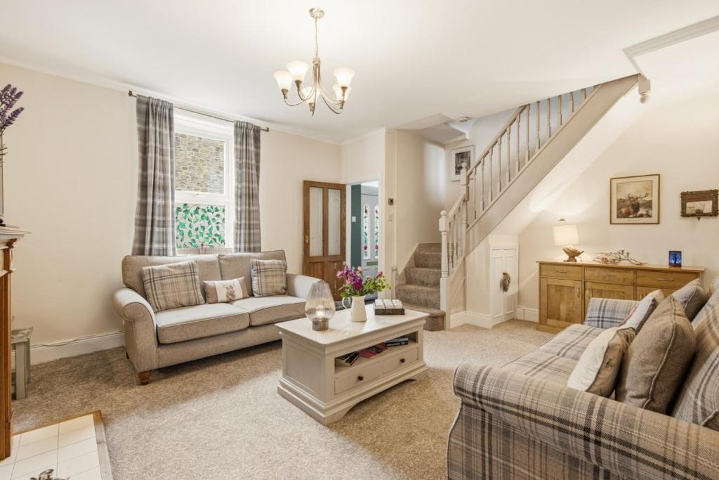 Hexham House | Cricketers Cottage - North East Escapes