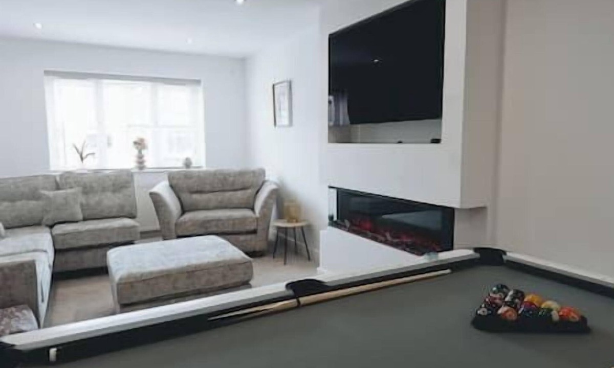 Bradford Apartment | Cricketers View - West Yorkshire