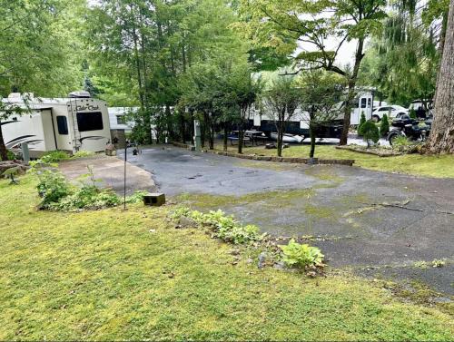 Gatlinburg Other | Crofty Bear - Empty RV Camping Lot in Gatlinburg