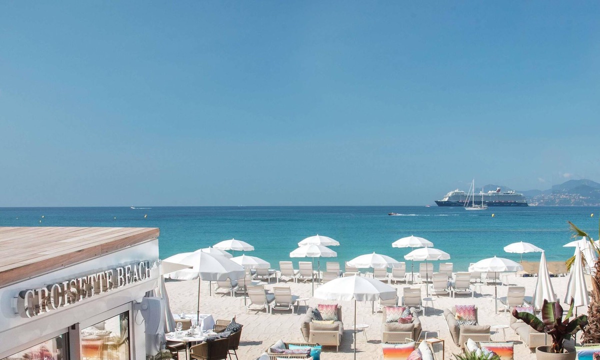 Cannes City Centre Hotel | Croisette Beach Hotel Cannes - MGallery Collection