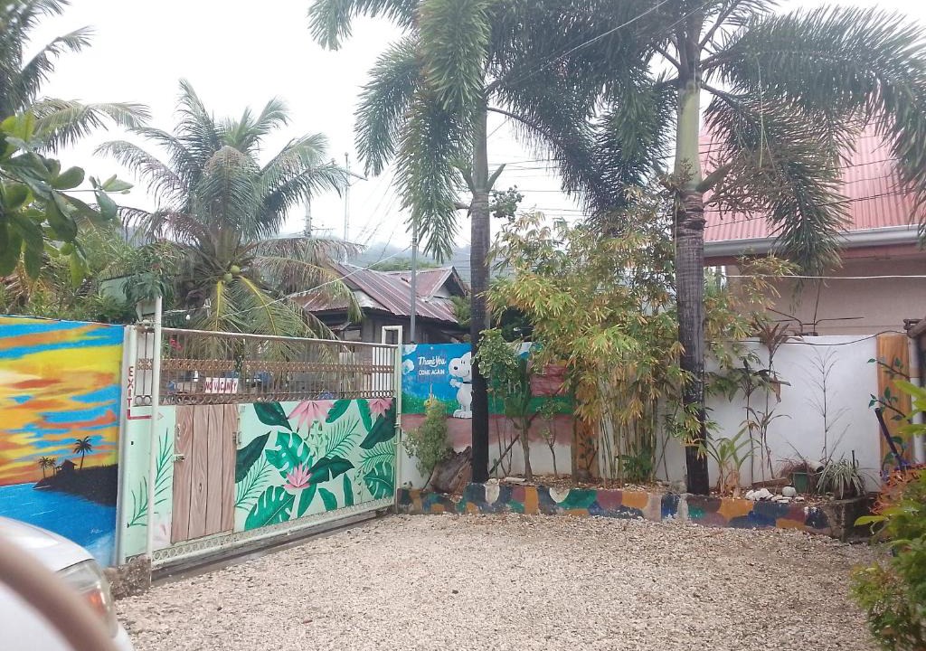 Oslob Bed & Breakfast | Cronin Residence