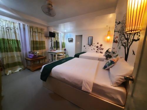 Oslob Bed & Breakfast | Cronin Residences