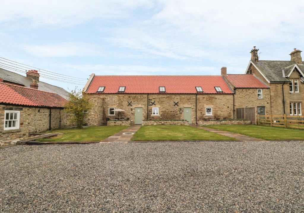 Brancepeth House | Cross Cottage