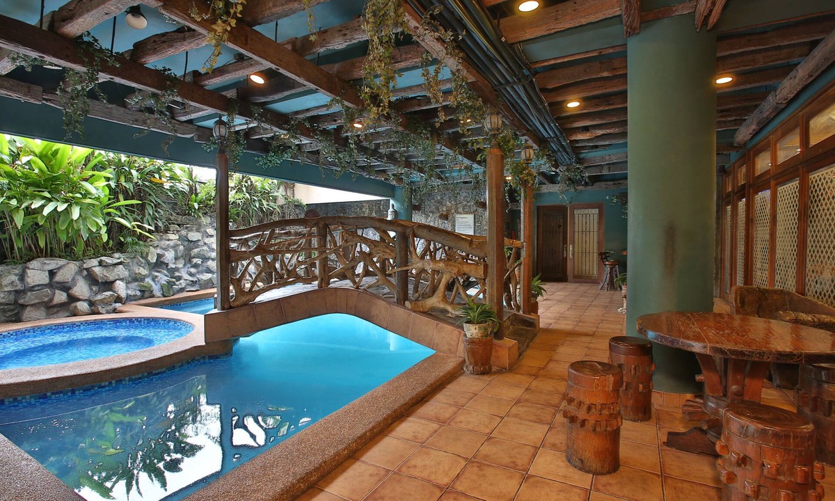 Guadalupe Hotel | Crown Regency Residences - Cebu