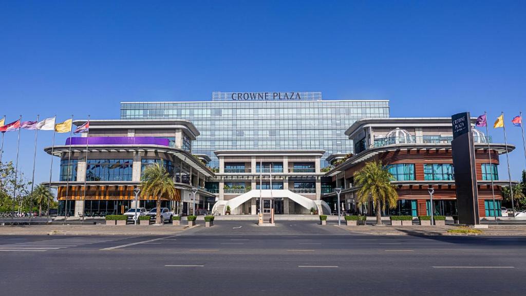 Dangkao Hotel | Crowne Plaza Phnom Penh by IHG 金边皇冠假日酒店 Former VM Hotel