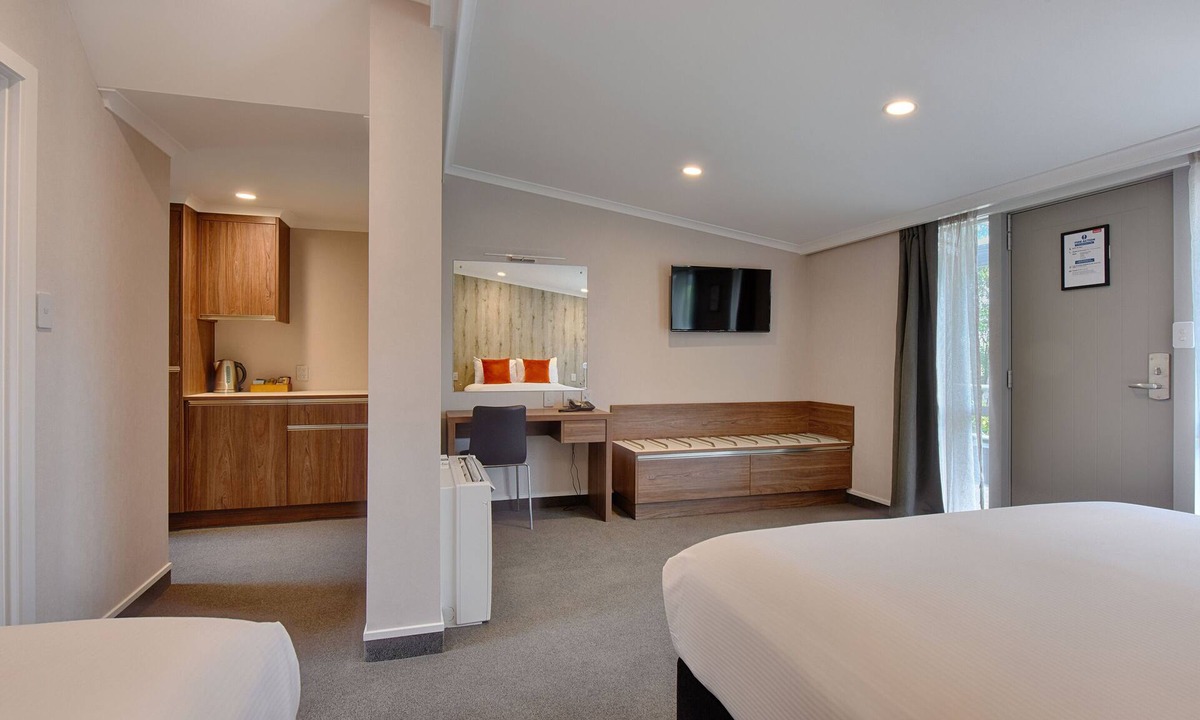 Gore Hotel | Croydon Lodge Hotel