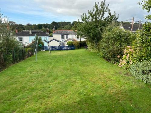 Mylor Bridge House | Crumpet Cottage explore the scenic country