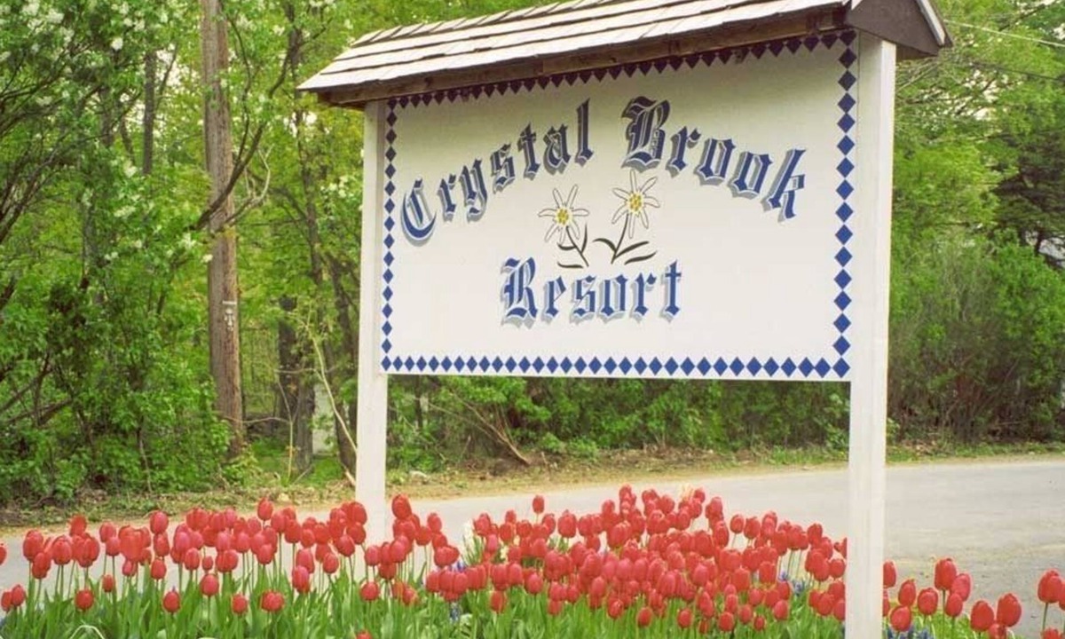 Round Top Hotel | Crystal Brook Resort & Mountain Brauhaus