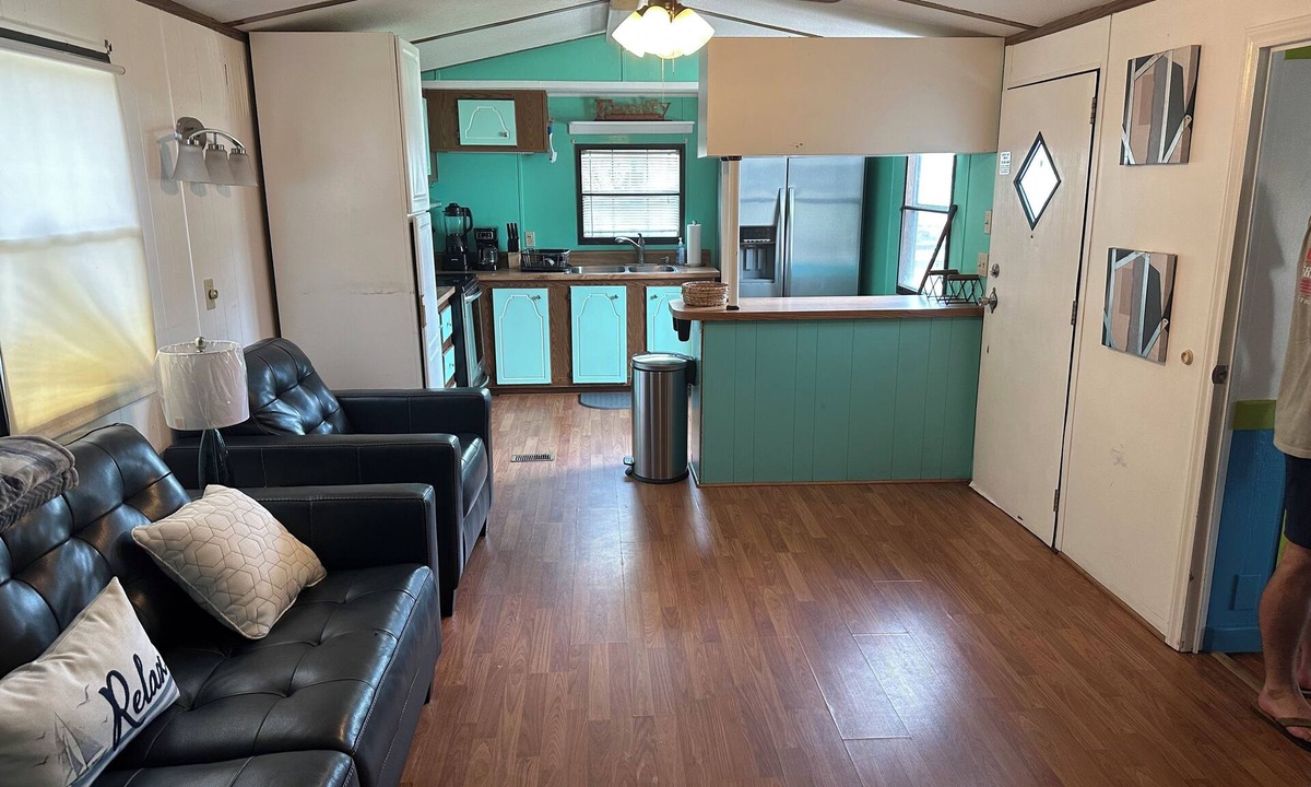 Cedar Point House | Crystal coast Tindominium sleeps 8