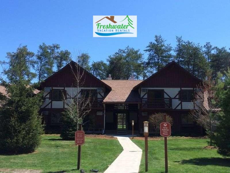 Thompsonville House | Crystal Mountain