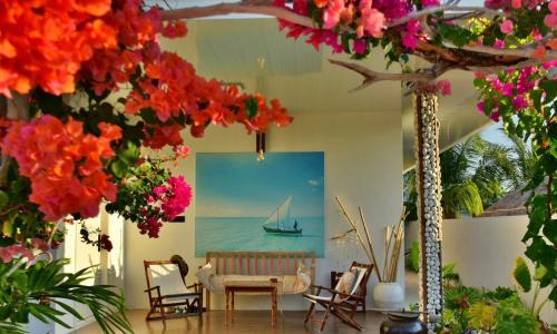 Milandhoo Bed & Breakfast | Crystal sea inn
