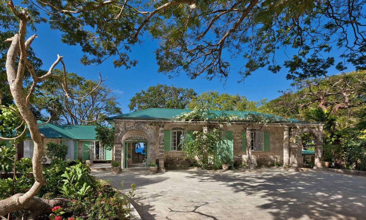 The Garden Villa | Crystal Springs (7/10 Rooms)