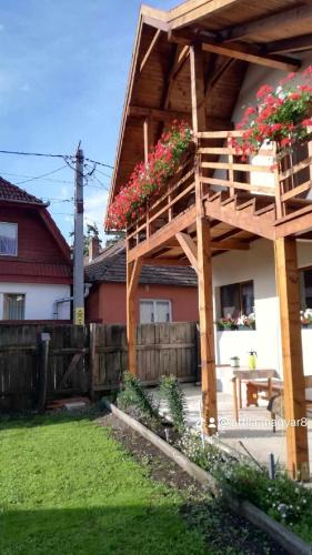 Siculeni House | Csicsói Csűrház